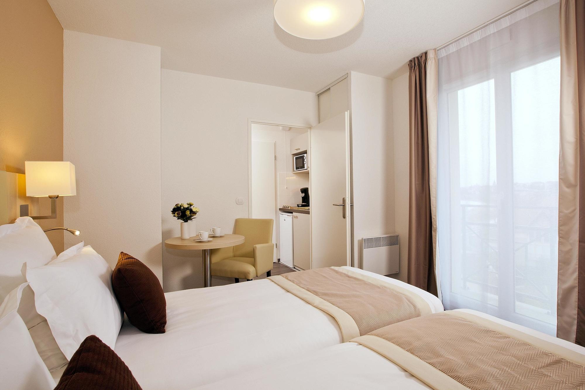 Residhome Neuilly Bords De Marne Екстер'єр фото